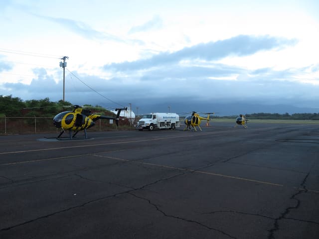 N58251 - Helicopter