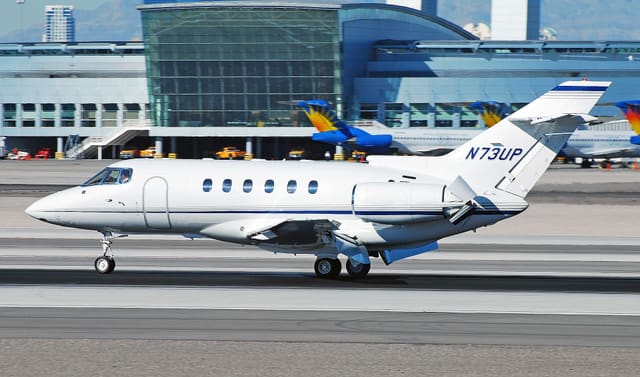 N73UP - Business jet