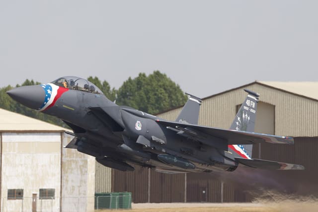  - Twin-engine aircraft