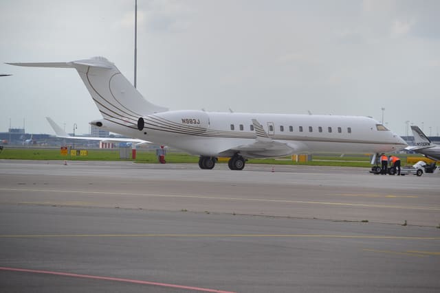 N983J - Business jet