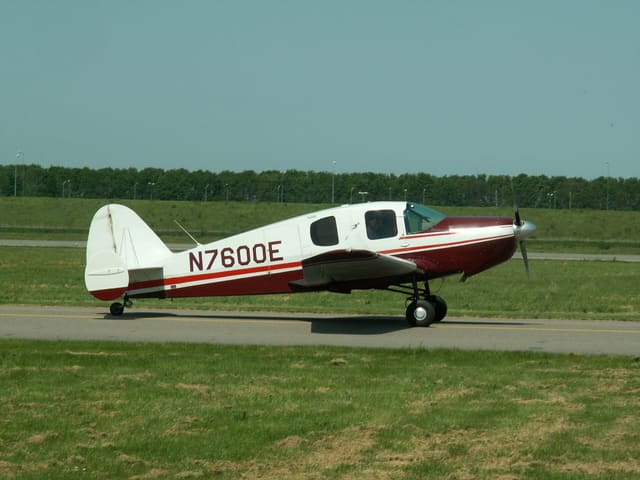 N7600E - Single-engine aircraft