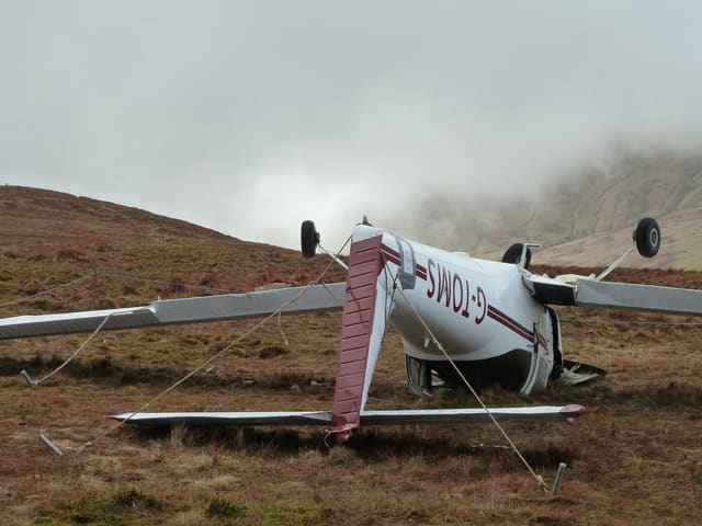 G-TOMS - Single-engine aircraft