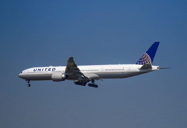 N2140U - Boeing