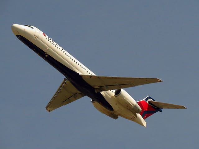 N989AT - Boeing