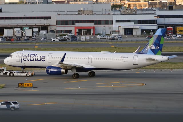 N913JB - Airbus