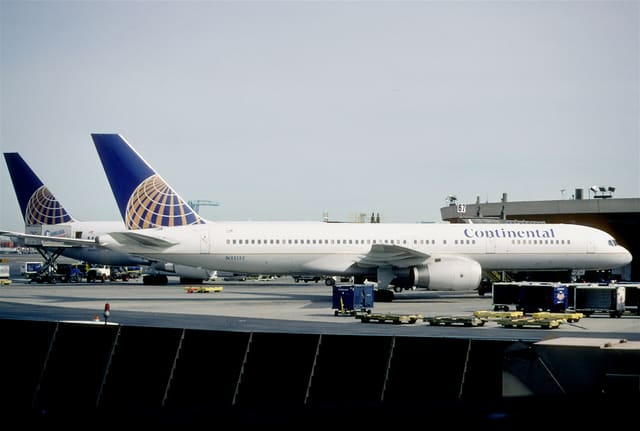 N33132 - Boeing