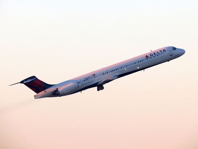 N934DL - Douglas