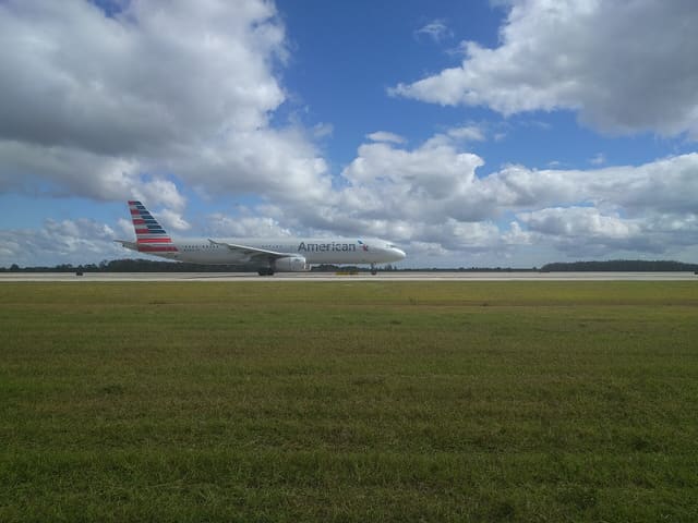 N972UY - Airbus
