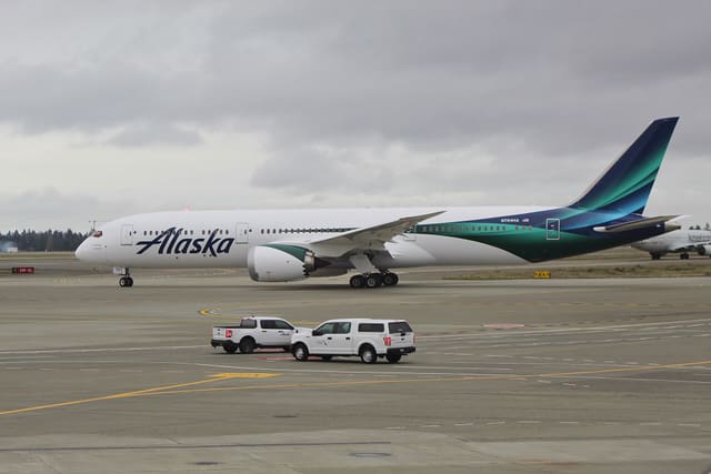 N784HA - Boeing