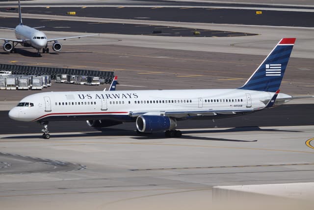 N910AW - Twin-engine aircraft