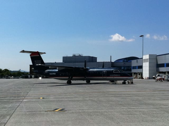 N327EN - Bombardier