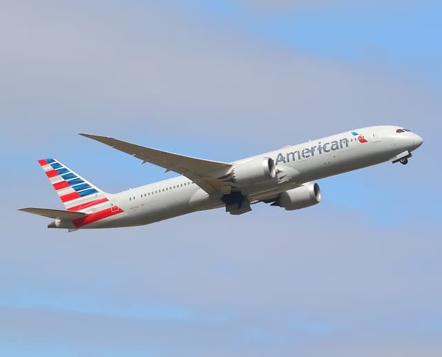 N831AA - Boeing
