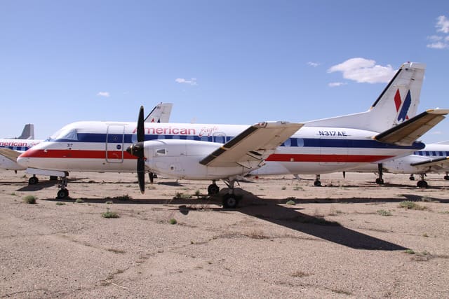 N317AE - Twin-engine aircraft