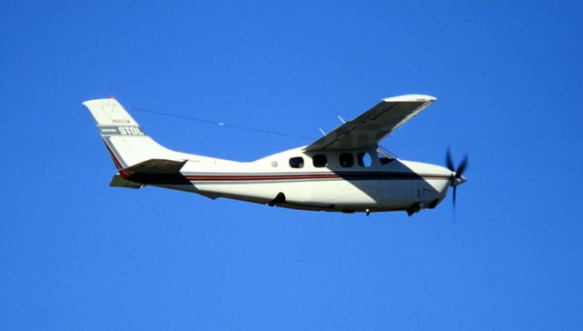 N6623W - Single-engine aircraft