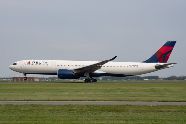 N407DX - Airbus