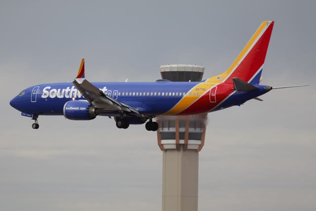 N8776L - Boeing