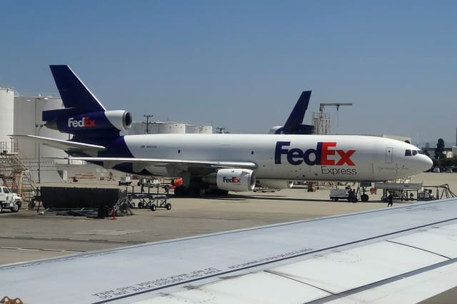 N68052 - Aircraft