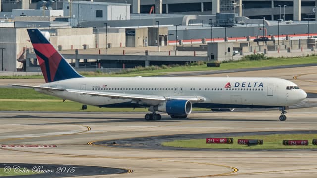 N136DL - Boeing