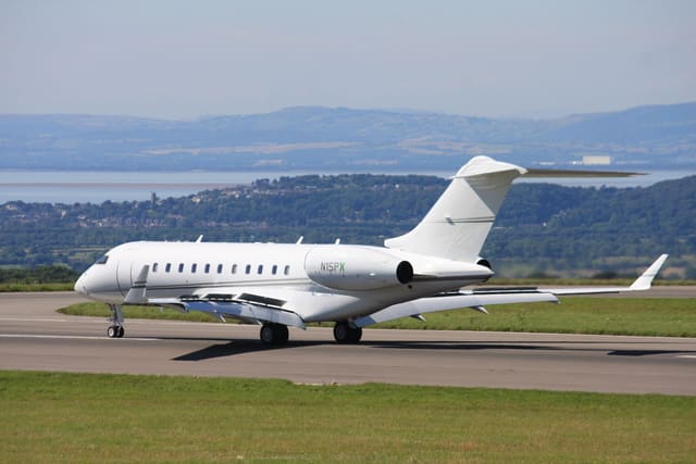 N15PX - Business jet