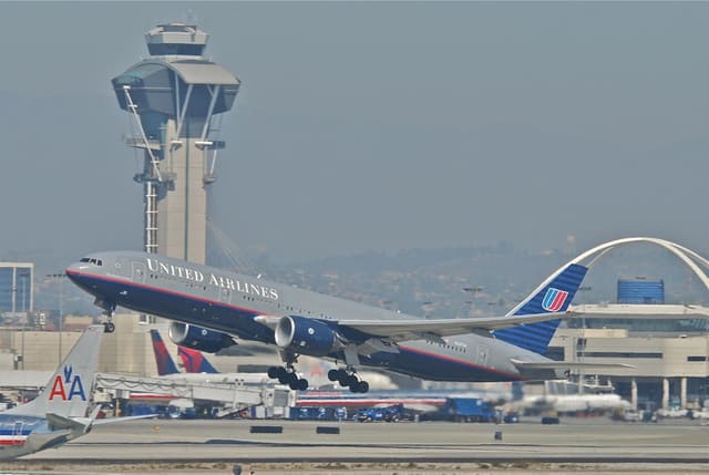 N227UA - Boeing