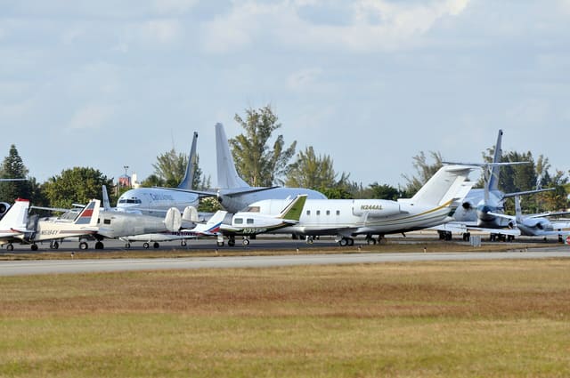 N244AL - Business jet