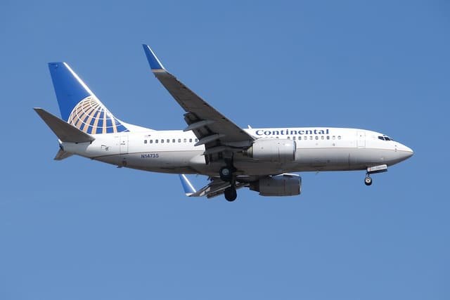 N14735 - Boeing