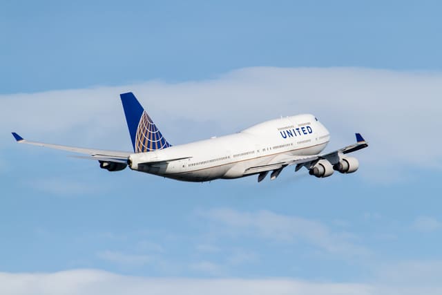 N180UA - Boeing