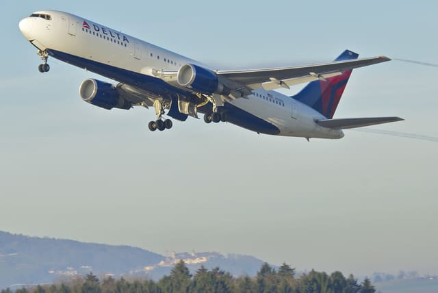N155DL - Boeing