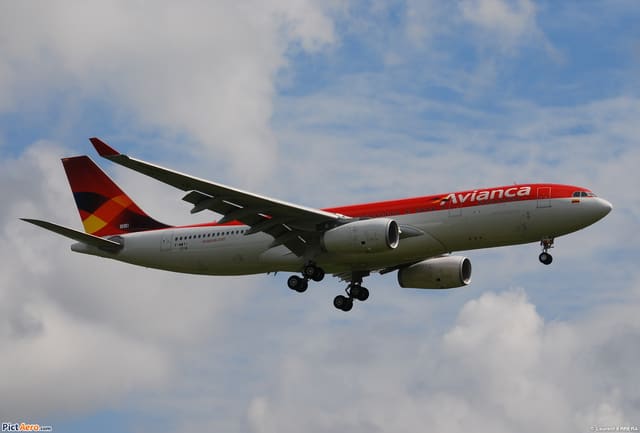 N969AV - Airbus