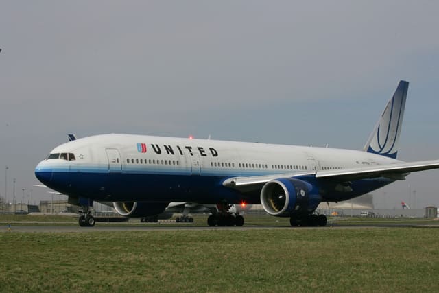N777UA - Boeing