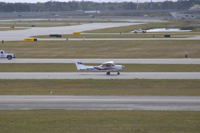 N6190C - Single-engine aircraft