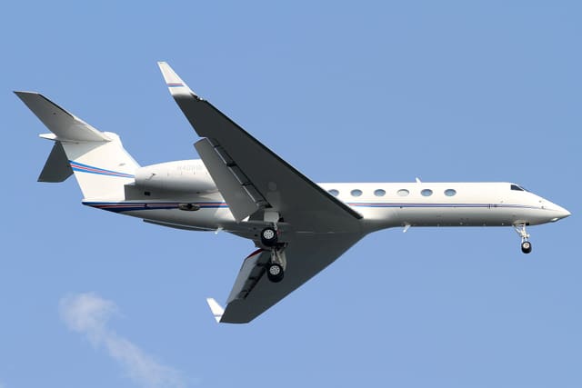 N401HB - Business jet