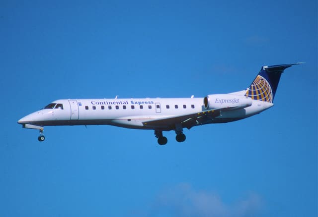 N17513 - Aircraft