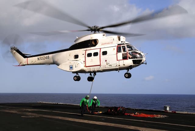 N10248 - Helicopter