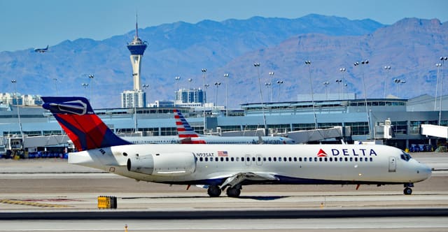 N935AT - Boeing