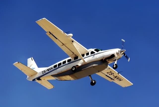 ZS-NVH - Single-engine aircraft