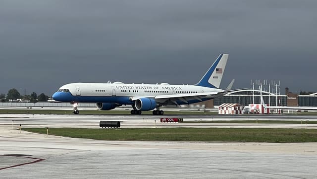  - Twin-engine aircraft