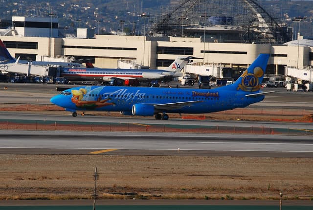 N791AS - Twin-engine aircraft