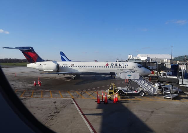 N998AT - Boeing