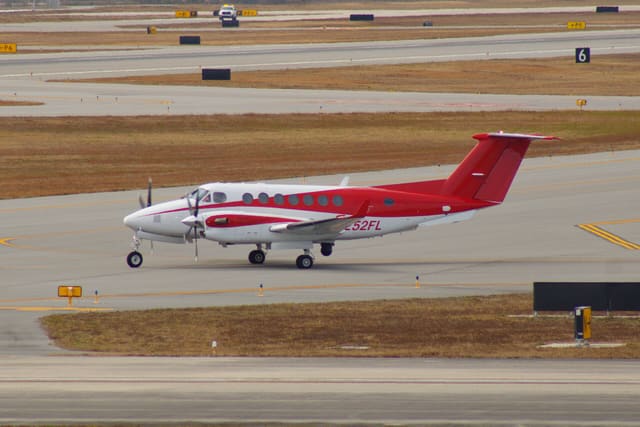 N252FL - Beechcraft