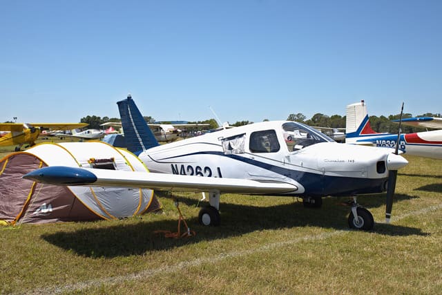N4262J - Single-engine aircraft