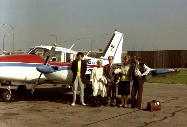 G-BBGB - Twin-engine aircraft