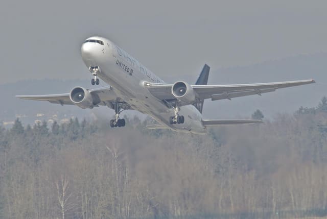 N653UA - Boeing