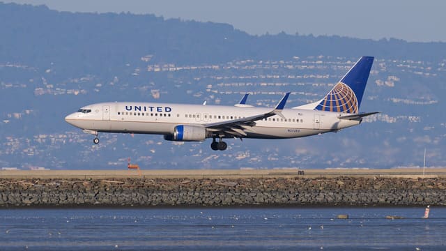 N37253 - Boeing
