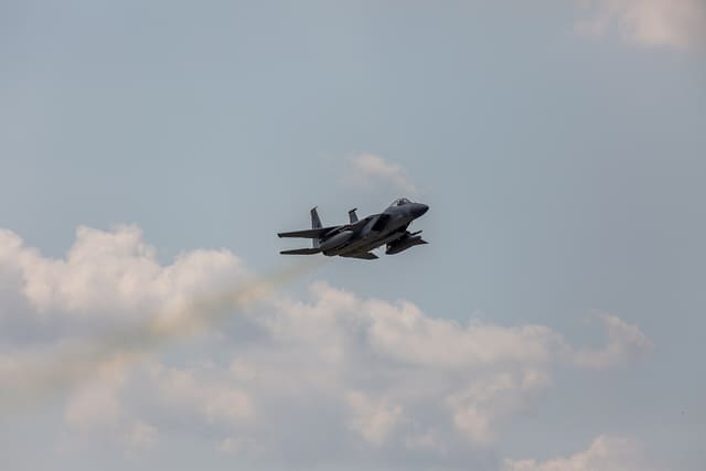  - Twin-engine aircraft