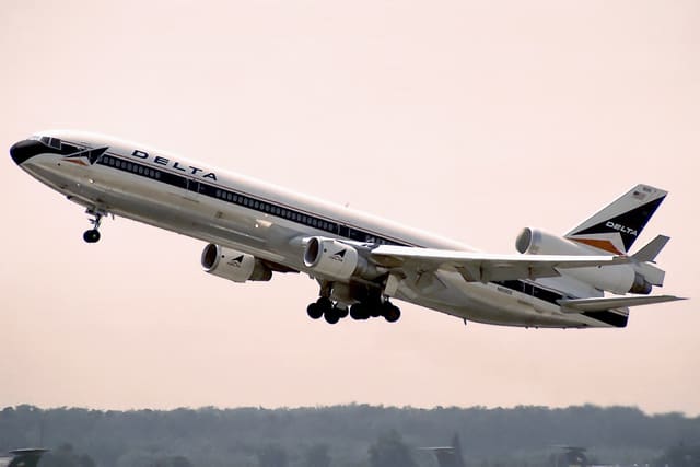 N808DE - Aircraft