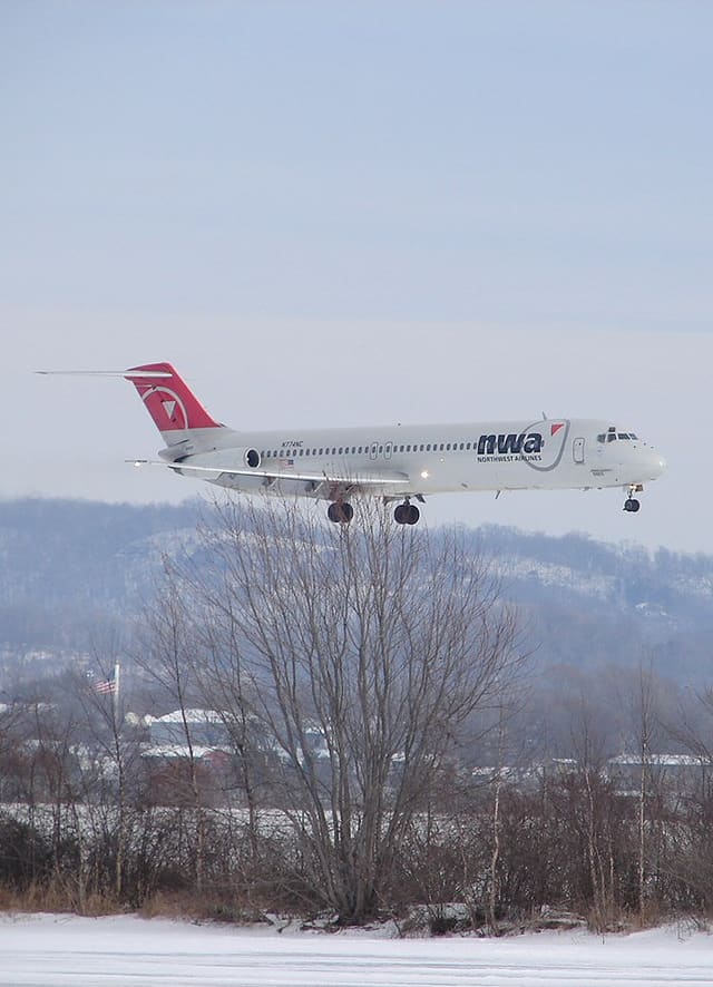 N774NC - Douglas