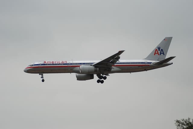 N197AN - Twin-engine aircraft