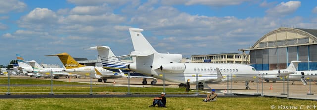 N689WM - Business jet