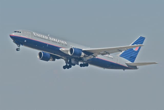 N666UA - Boeing